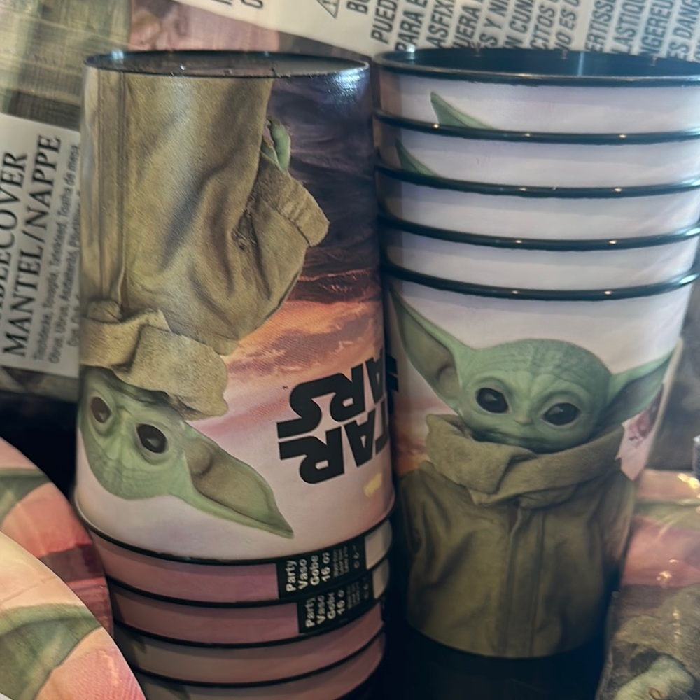 Star Wars Mandorlian baby yoda child party supplies Tableware bundle Birtheday - Picture 5 of 10